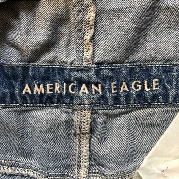 Women’s American Eagle Tomgirl denim shortall size M - Picture 7 of 12